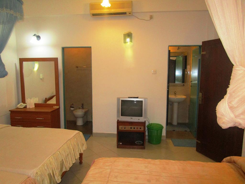 Hotel Shalini Анурадхапура Номер фото